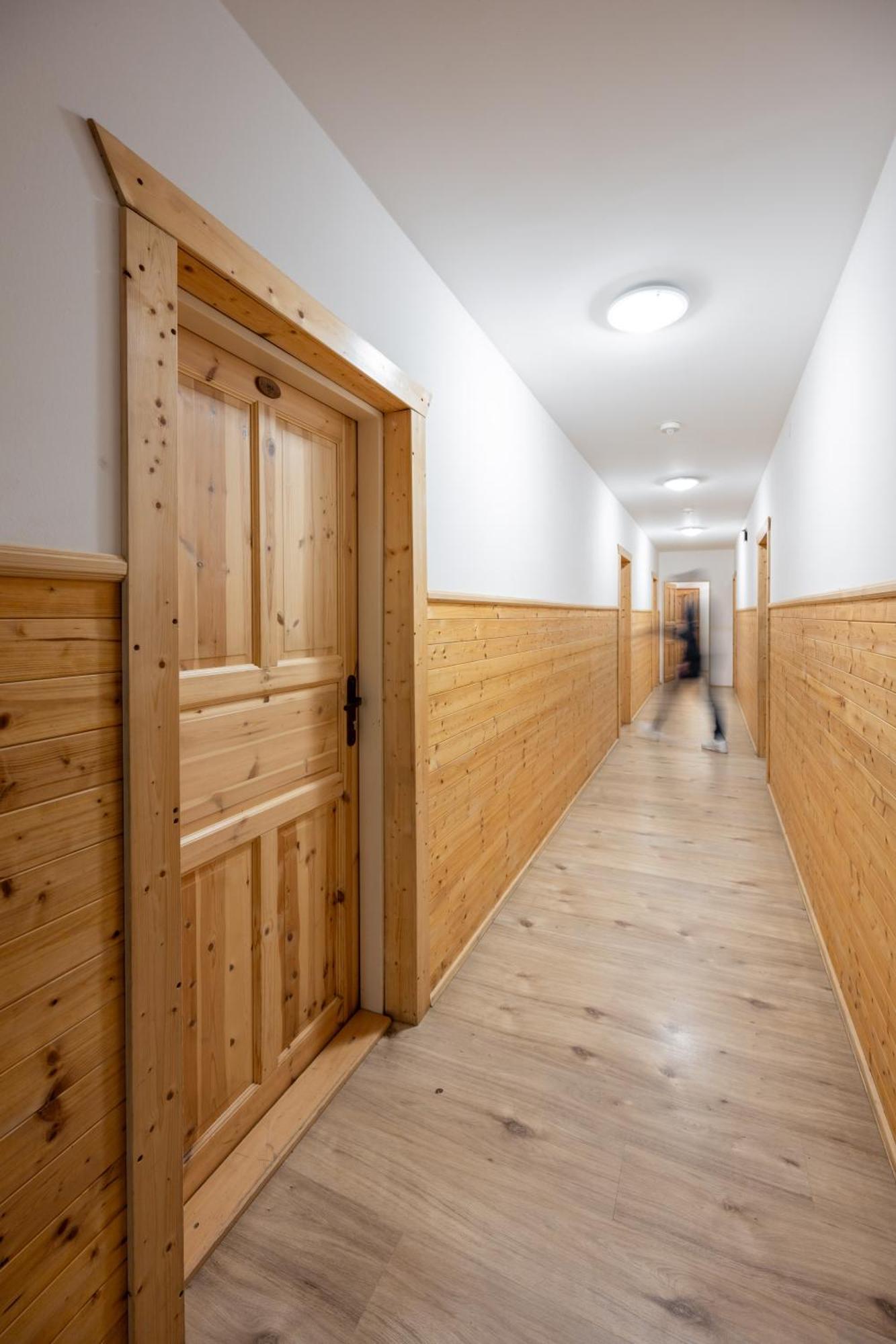 Horsky Hotel Kycerka Velké Karlovice Екстериор снимка