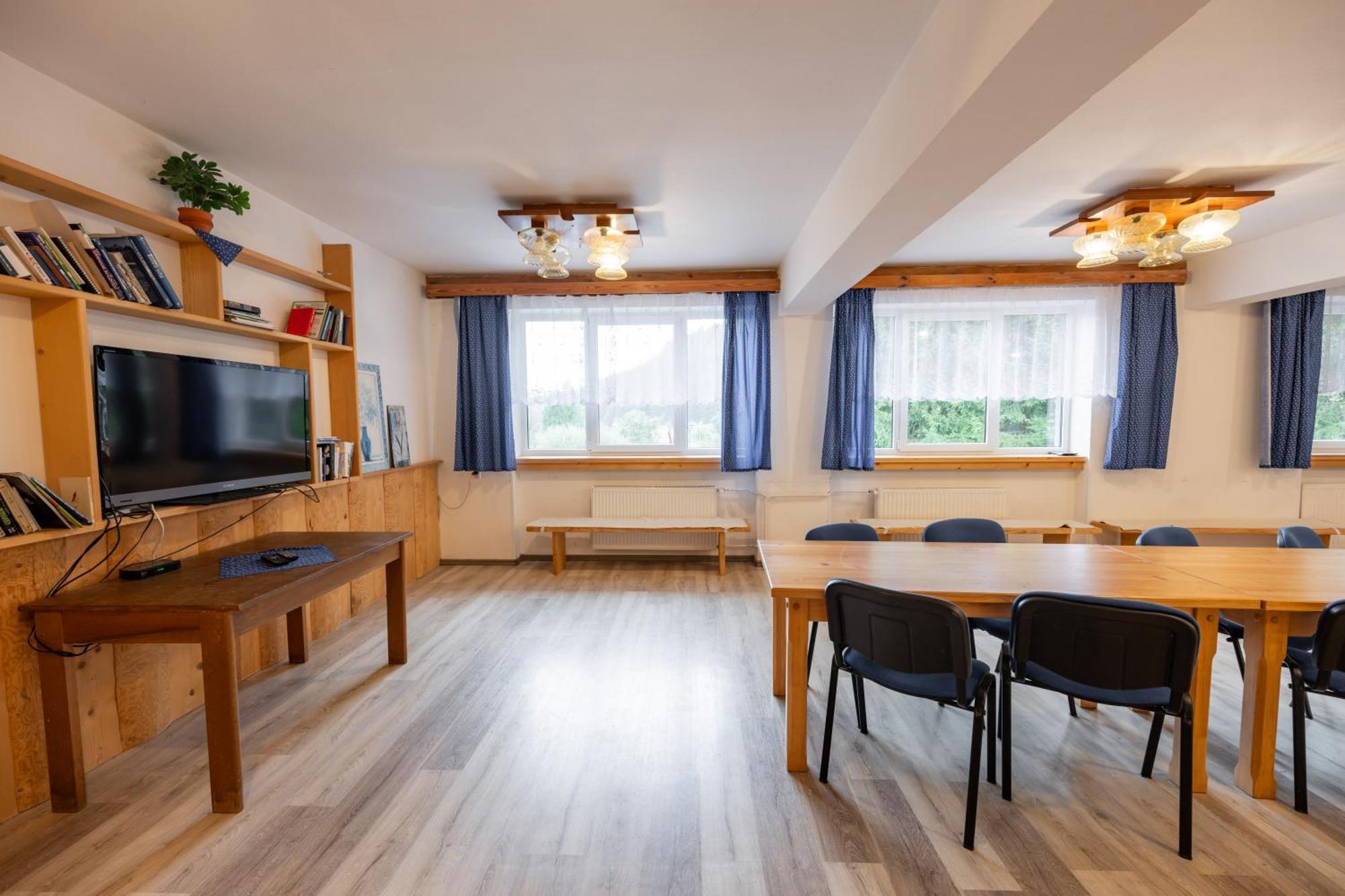 Horsky Hotel Kycerka Velké Karlovice Екстериор снимка